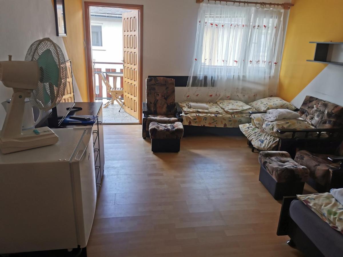 Dom Wczasowy Maja Dzwirzyno Luaran gambar