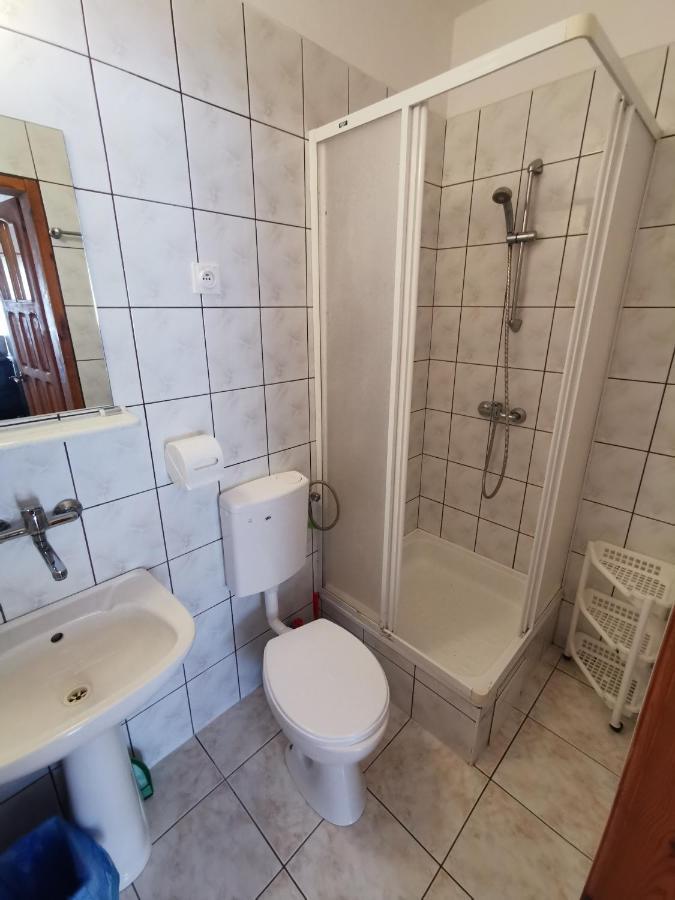 Dom Wczasowy Maja Dzwirzyno Luaran gambar