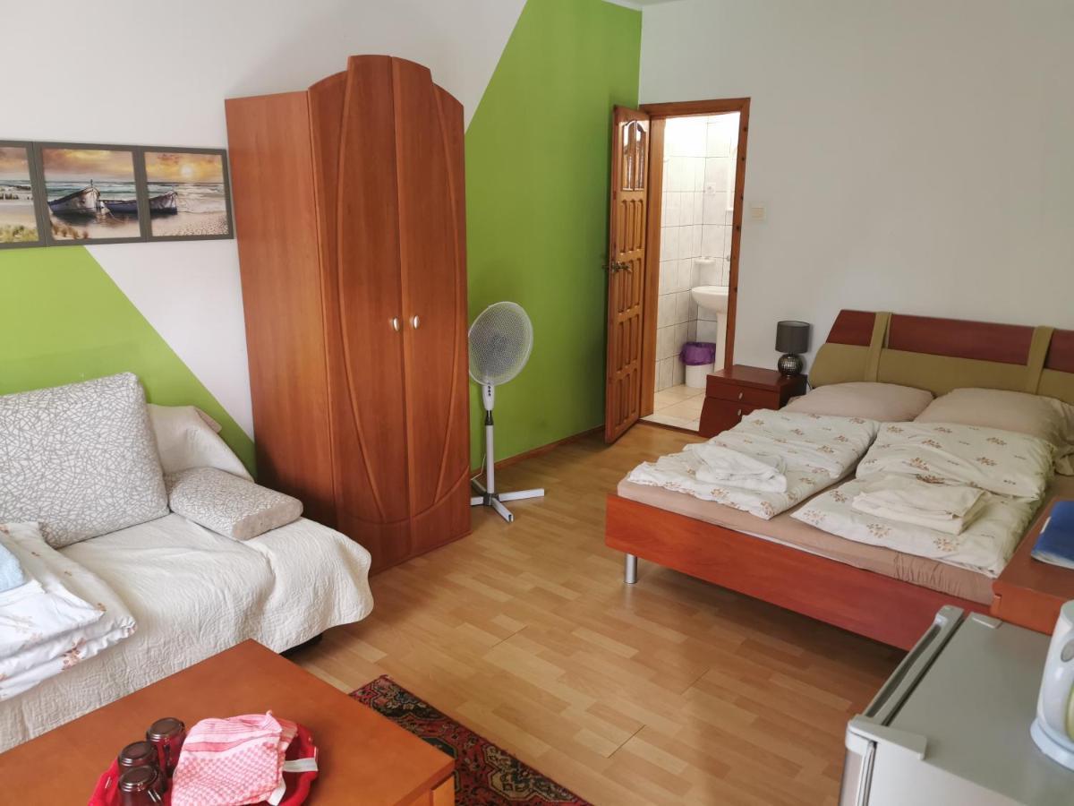 Dom Wczasowy Maja Dzwirzyno Bilik gambar