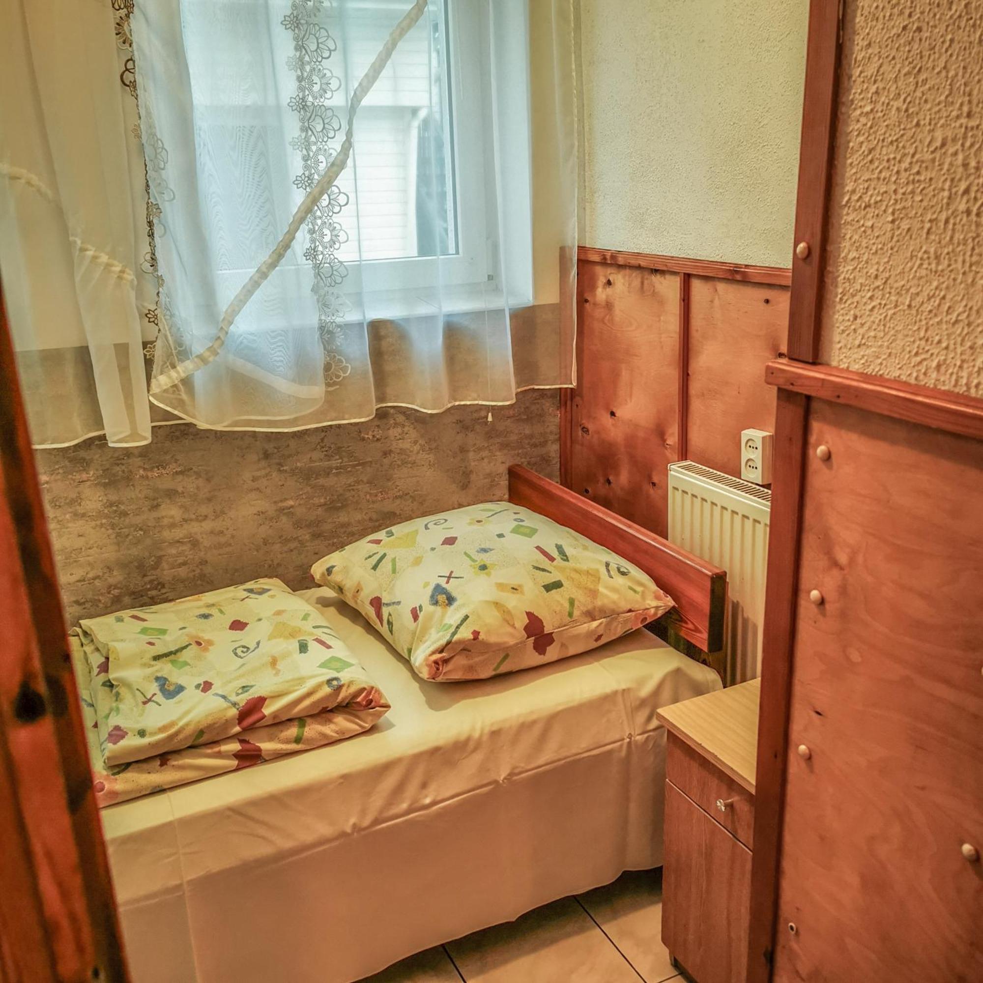 Dom Wczasowy Maja Dzwirzyno Bilik gambar