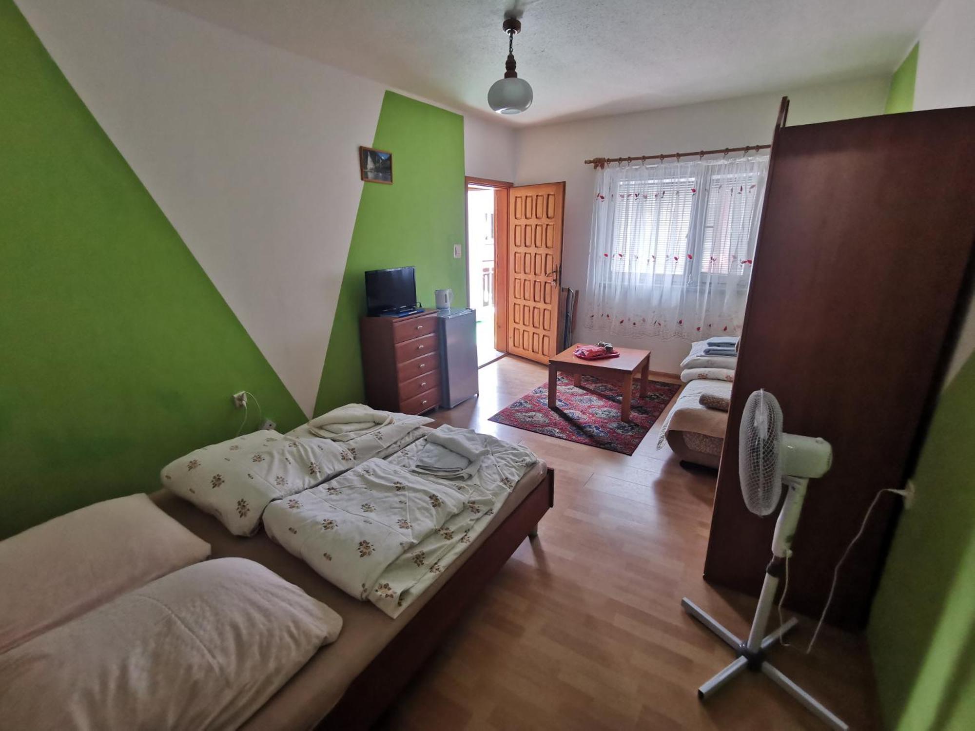 Dom Wczasowy Maja Dzwirzyno Bilik gambar